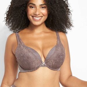 Cacique, Boost Plunge,  with Lace Trim Push-Up Bra size 44C